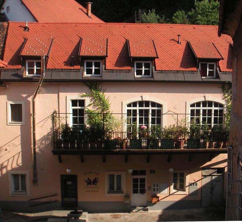 B&B Petra Varl Accommodation Ljubljana Exterior photo